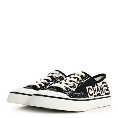 Chanel Printed Fabric Low Top Logo Sneakers 38.5 White Black 4 of 10