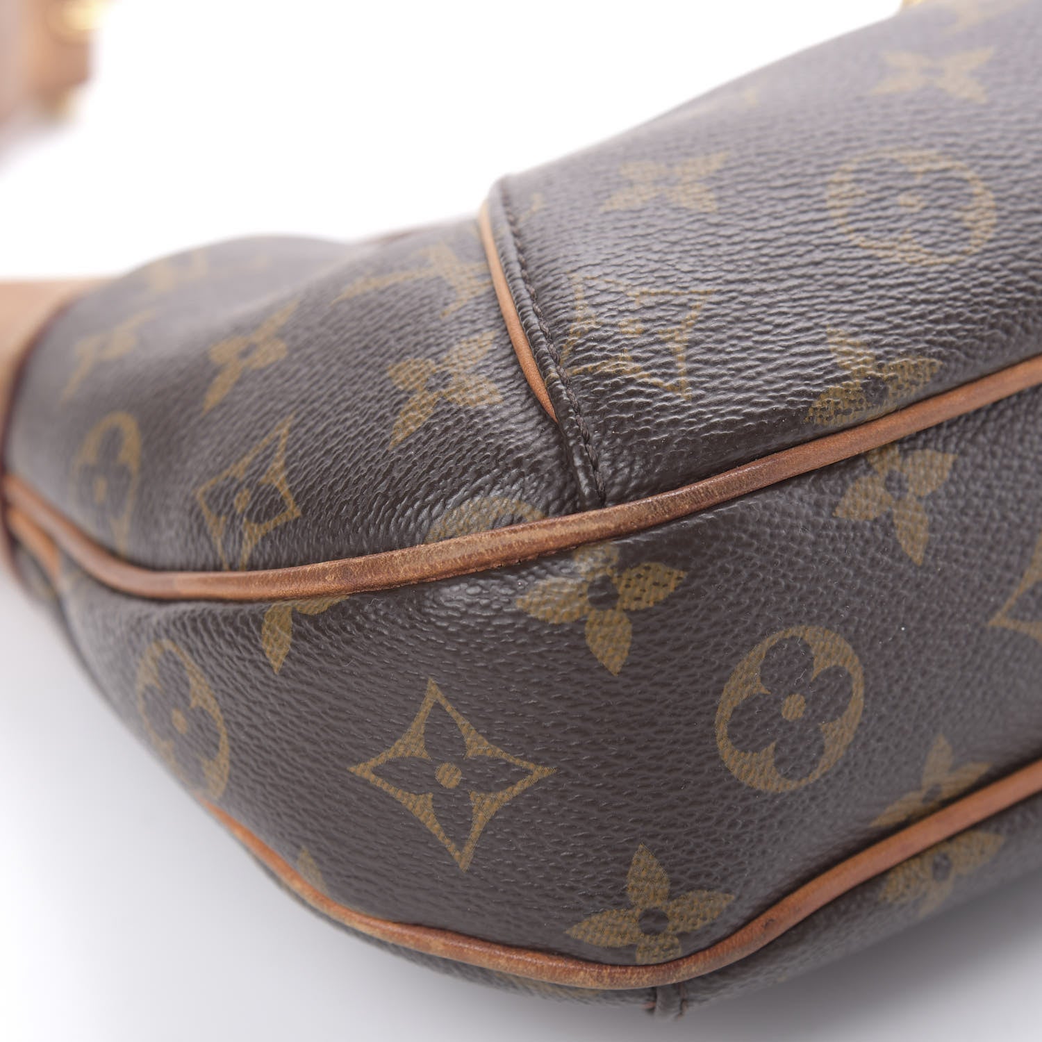 Louis Vuitton Monogram Thames PM 9 of 18