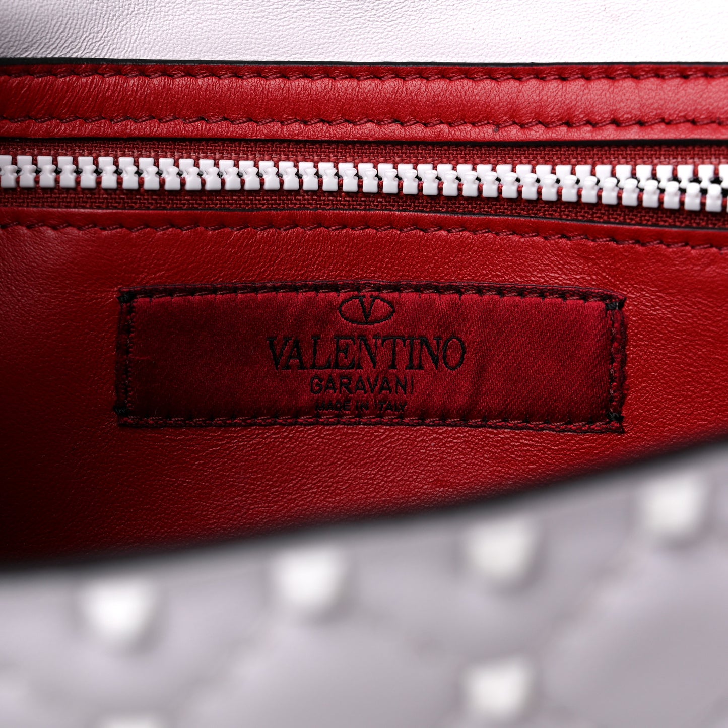 Lambskin Free Rockstud Spike Wallet on Chain Optic White