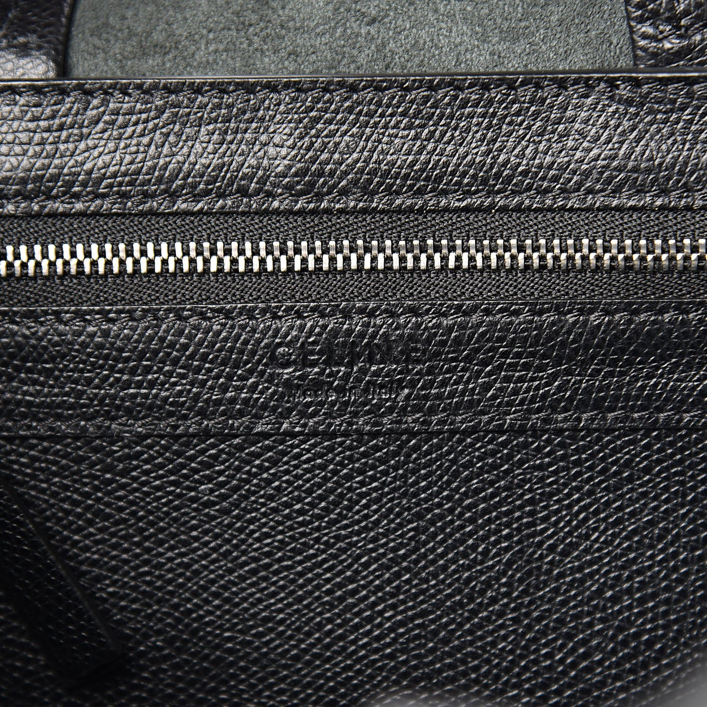 Grained Calfskin Small Vertical Cabas Black