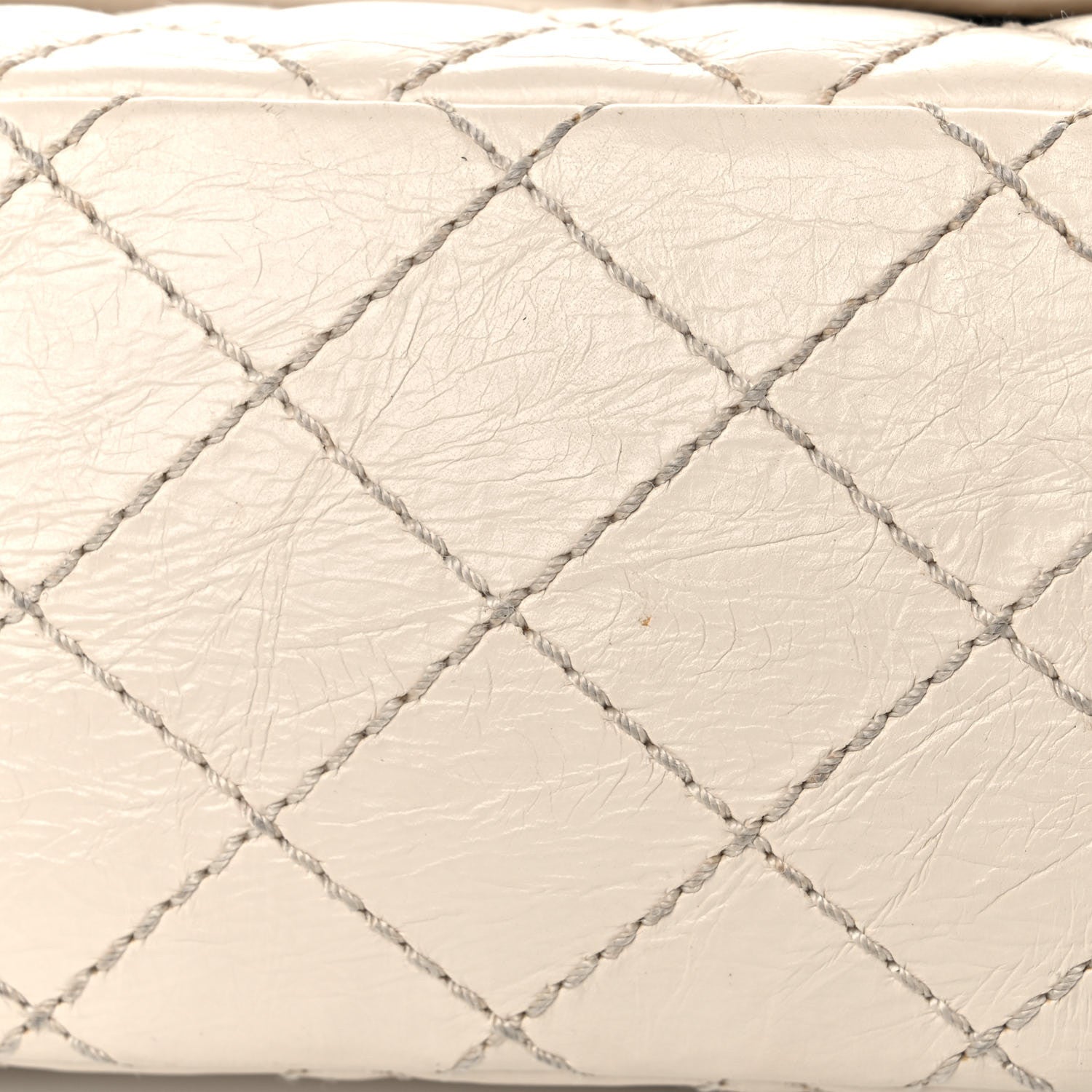 Chanel Aged Calfskin Quilted 2.55 Reissue 225 Flap White 18 of 22