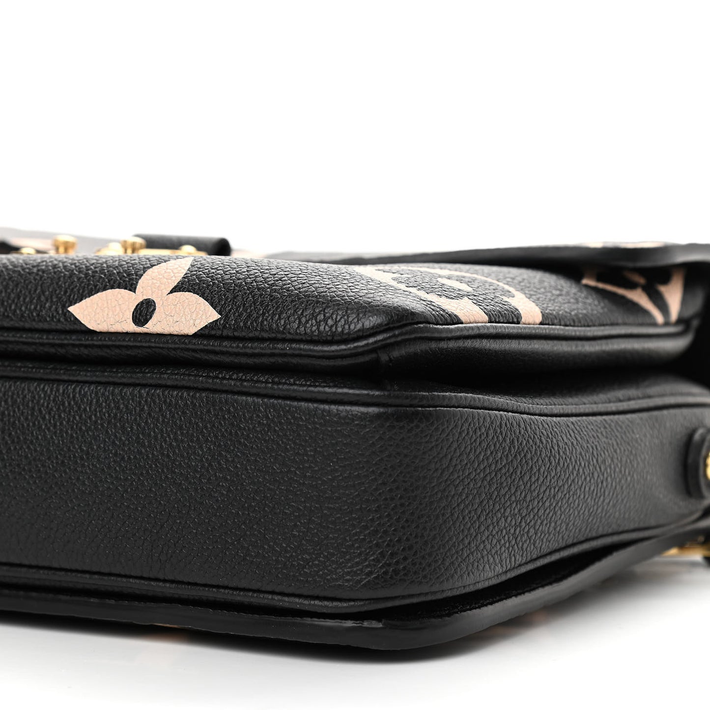 Empreinte Monogram Giant Pochette Metis Black Beige