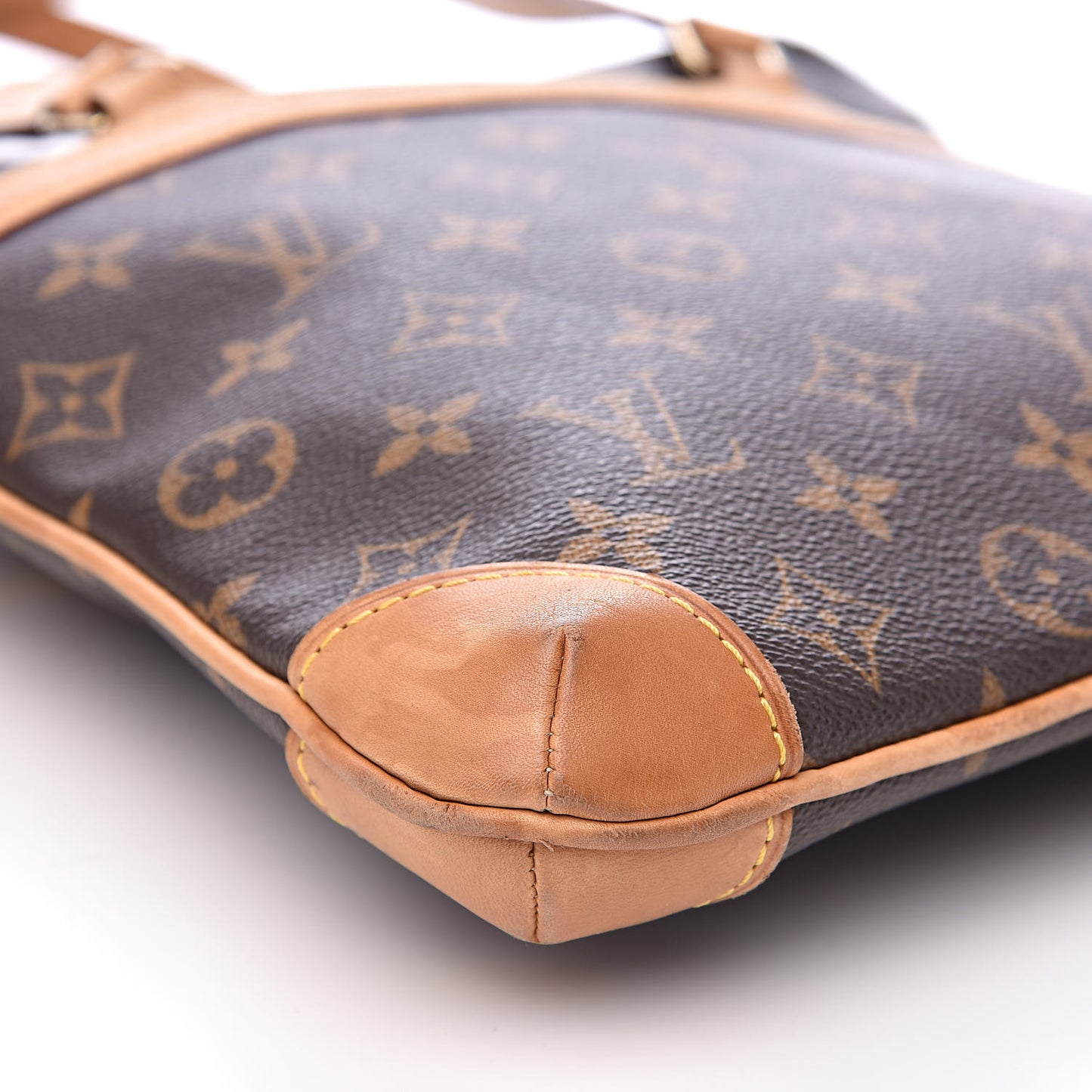 Monogram Sac Coussin GM