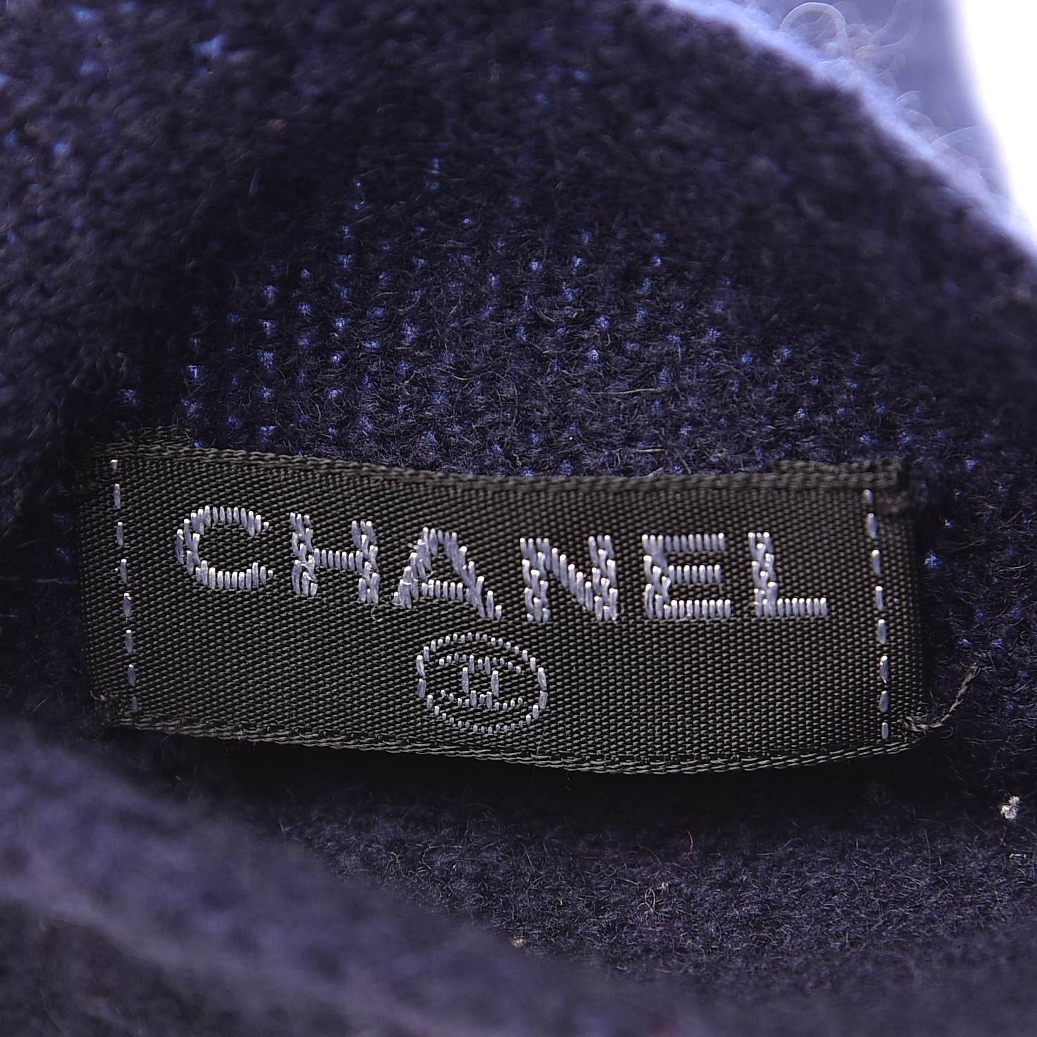Chanel Cashmere CC Gloves Navy 3 of 4