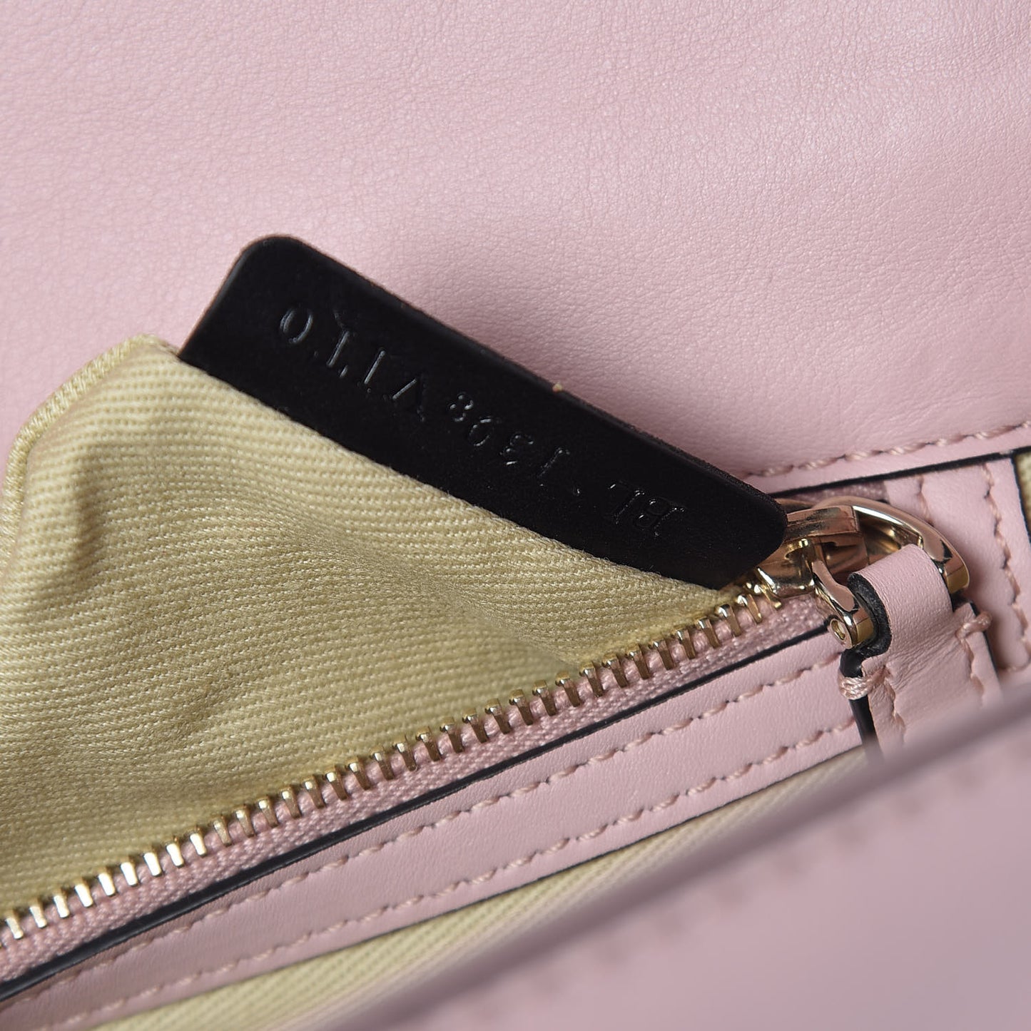 Vitello Medium Glam Lock Rockstud Flap Water Rose