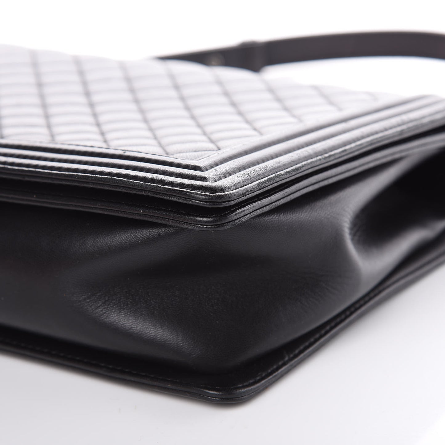 Lambskin Quilted Large Boy Flap Black