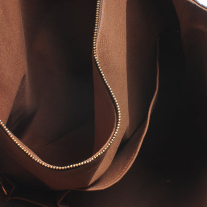 Louis Vuitton Monogram Cabas Beaubourg 7 of 8
