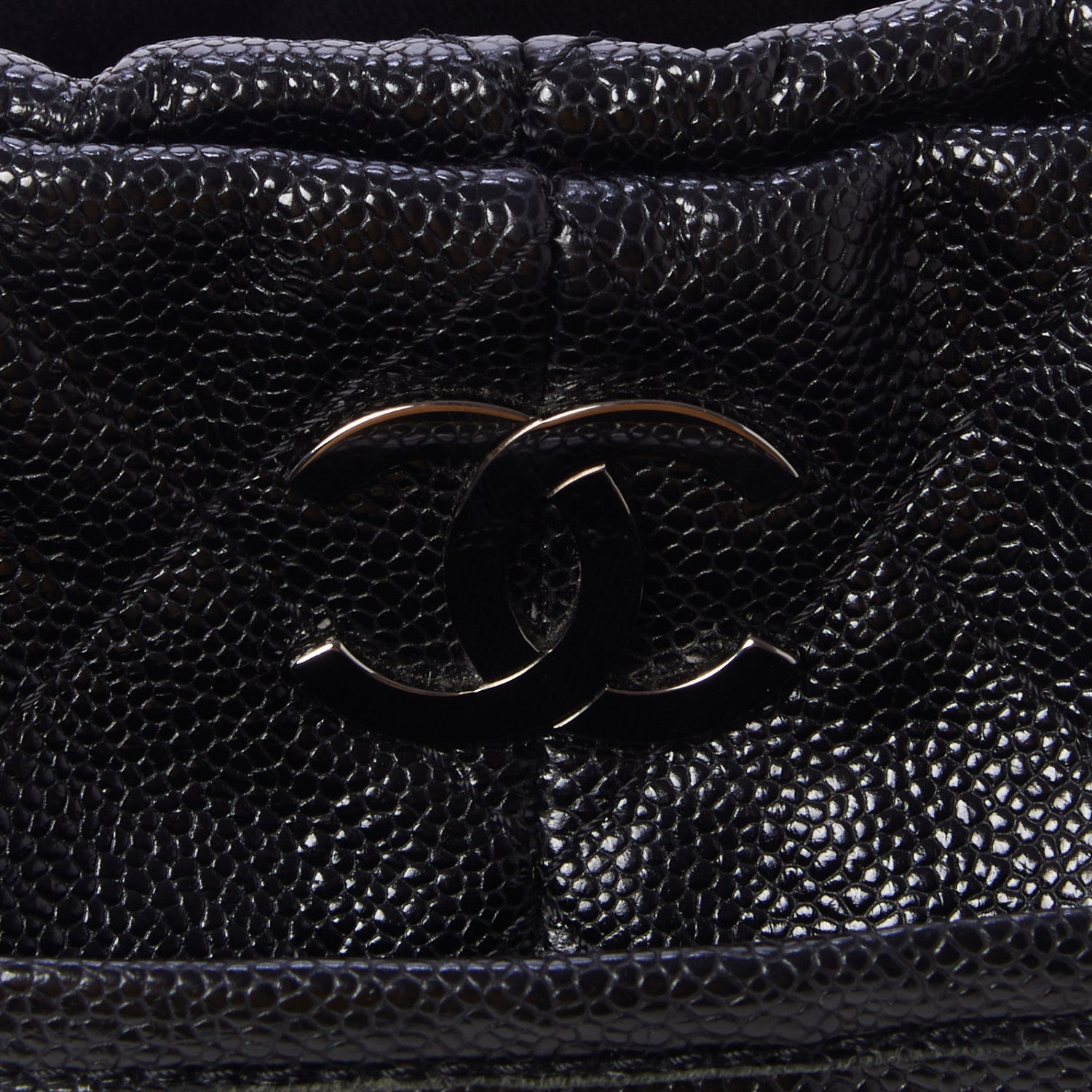 Chanel Caviar Natural Beauty Black 7 of 9