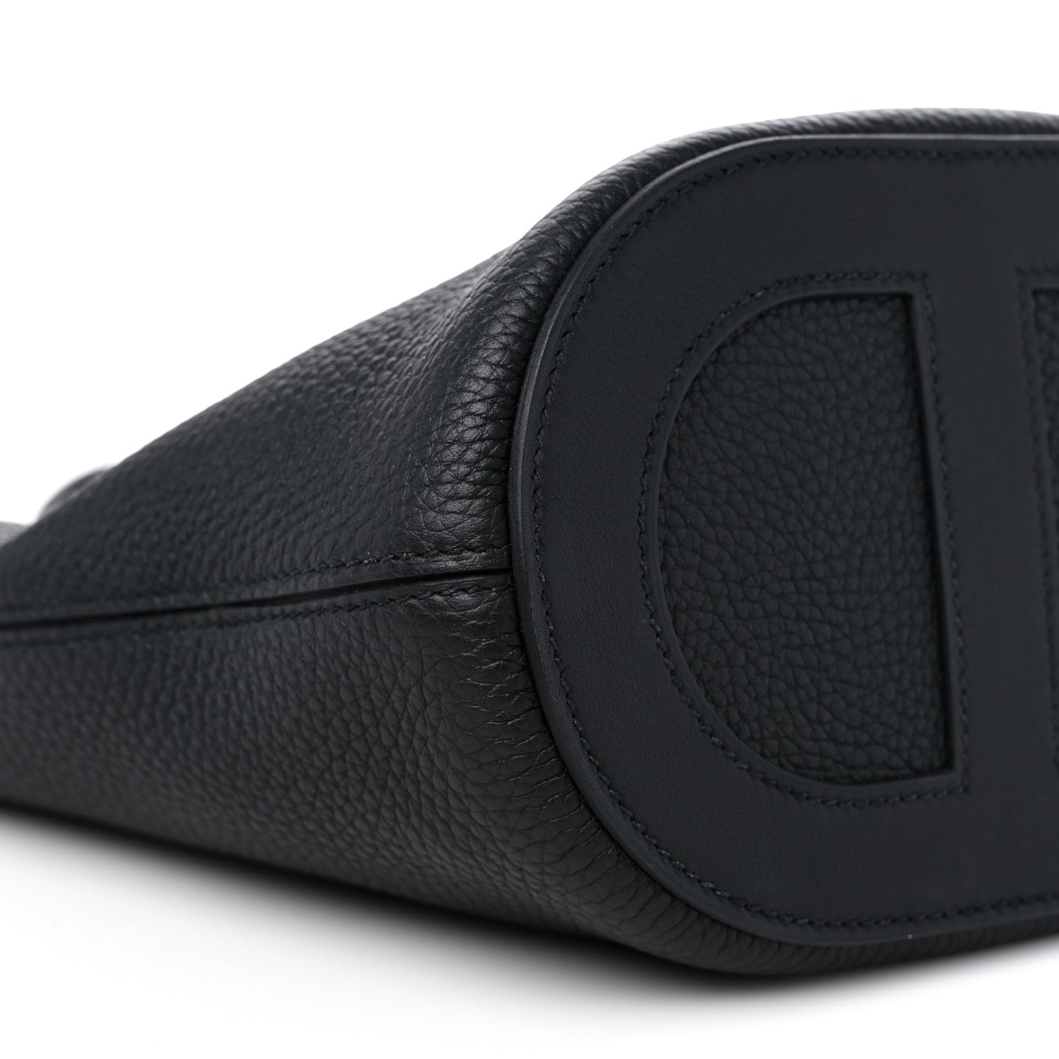 Hermes Taurillon Clemence Swift In-The-Loop 18 Bag Black 8 of 10