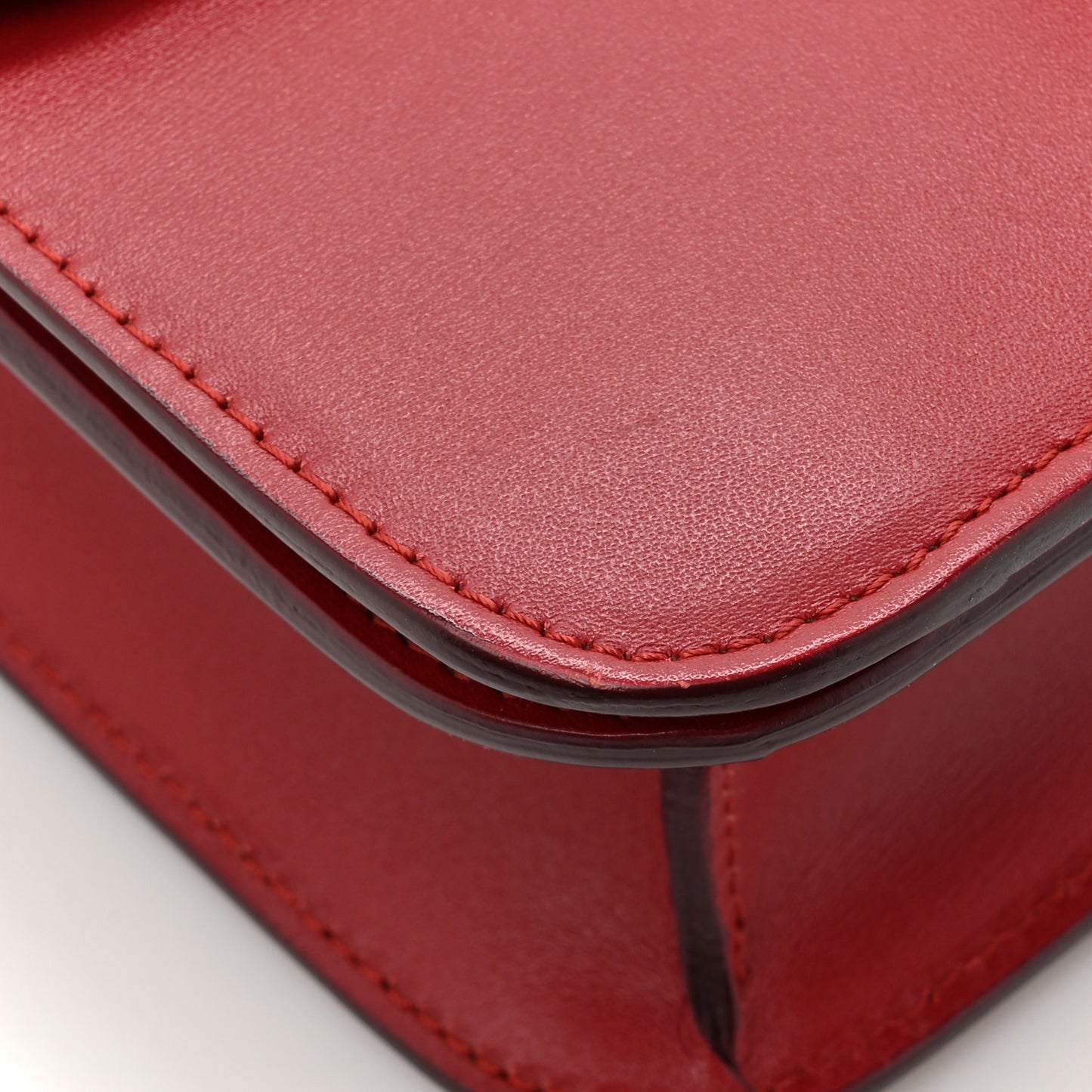 Box Calfskin Teen Classic Box Flap Bag Red