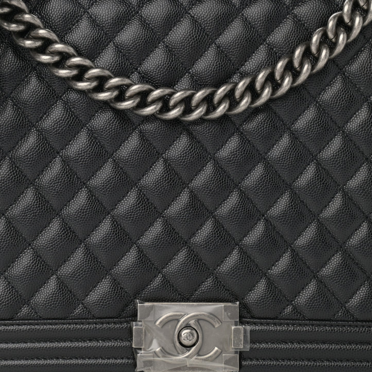 Caviar Quilted Large Boy Flap Black