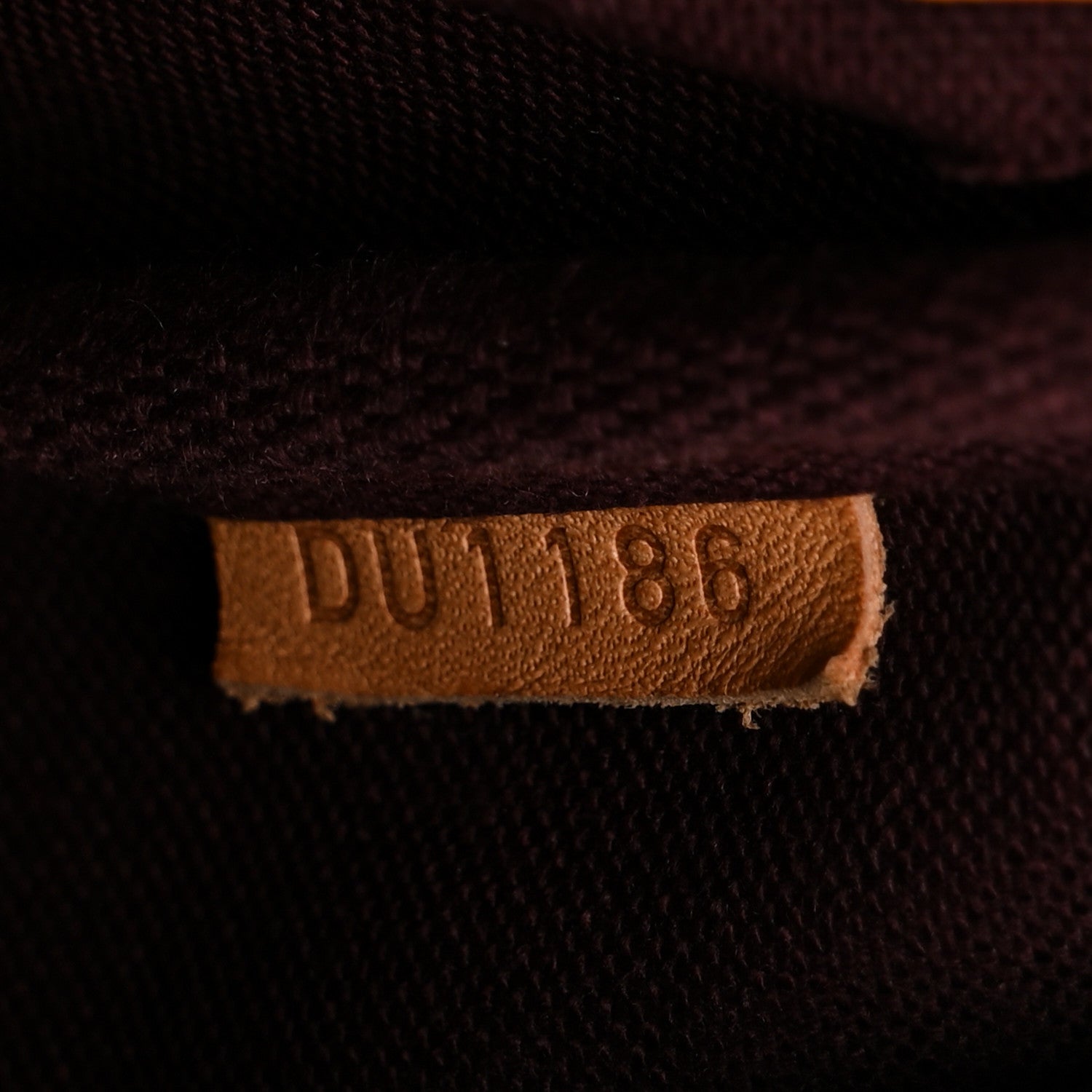 Louis Vuitton Monogram Favorite MM 7 of 10