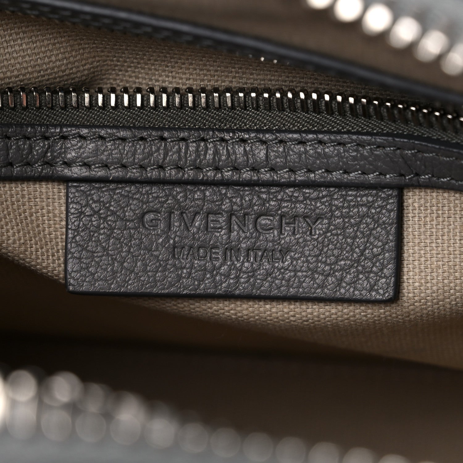Givenchy Sugar Goatskin Mini Antigona Pearl Grey 6 of 14