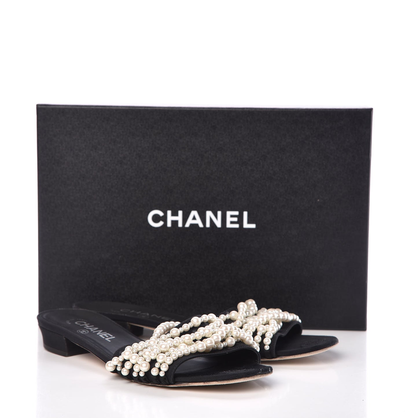 Satin Pearl Flat Sandals 38.5 Black