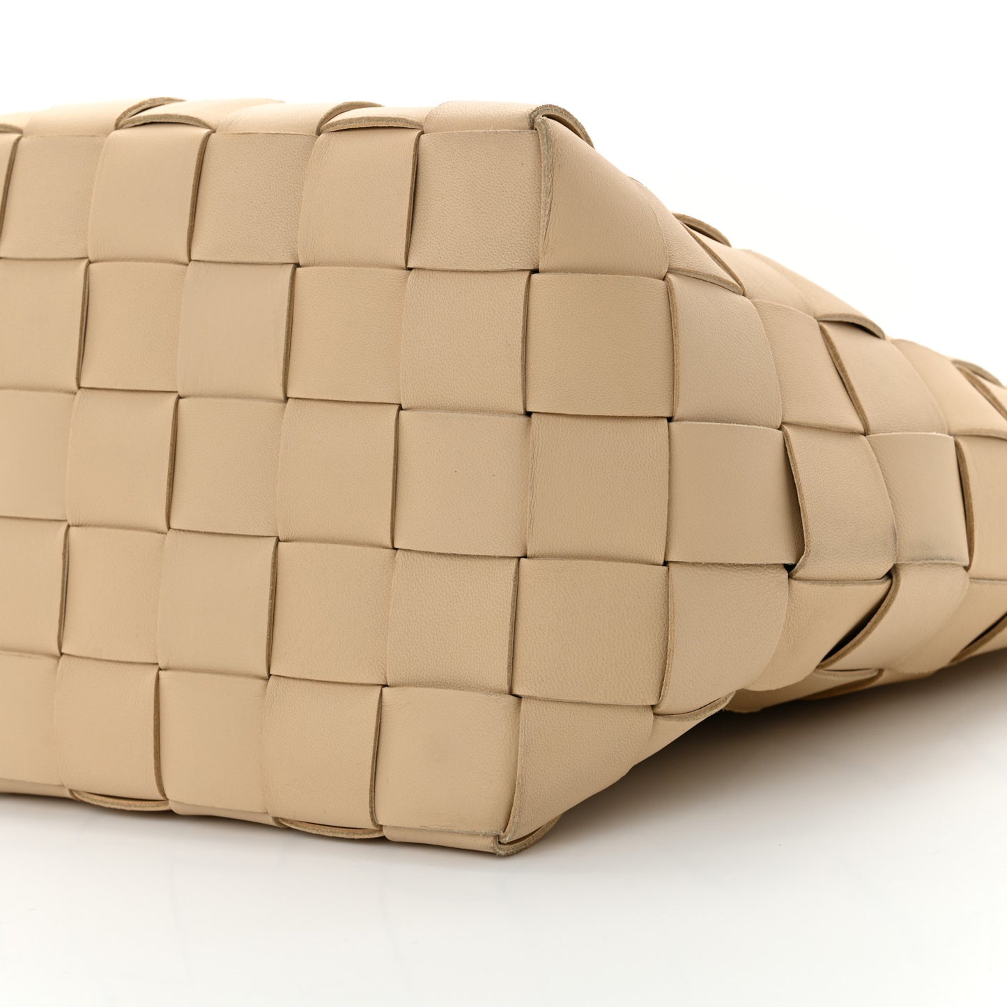 Lambskin Maxi Intrecciato Bowling Cassette Shoulder Bag Porridge