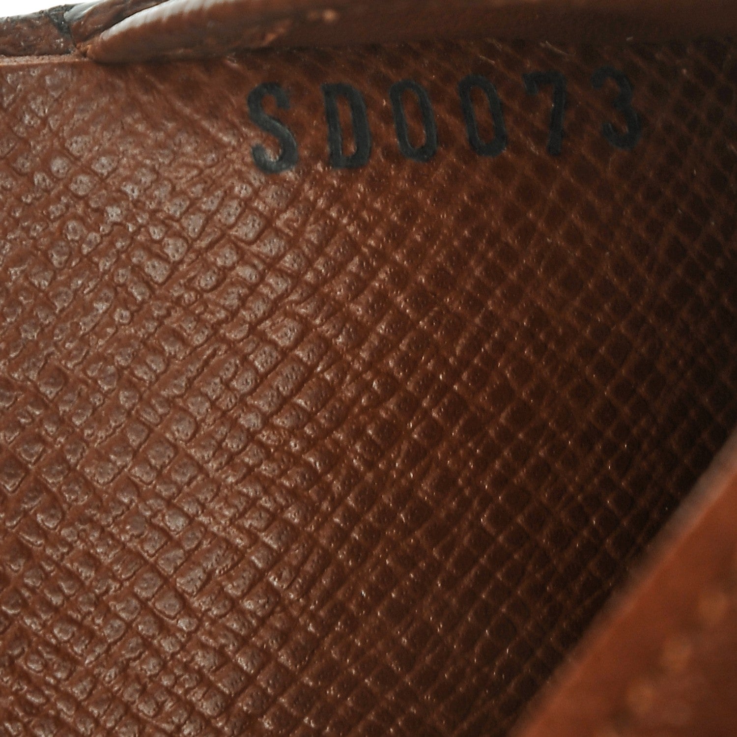Louis Vuitton Monogram Elise Wallet 8 of 8