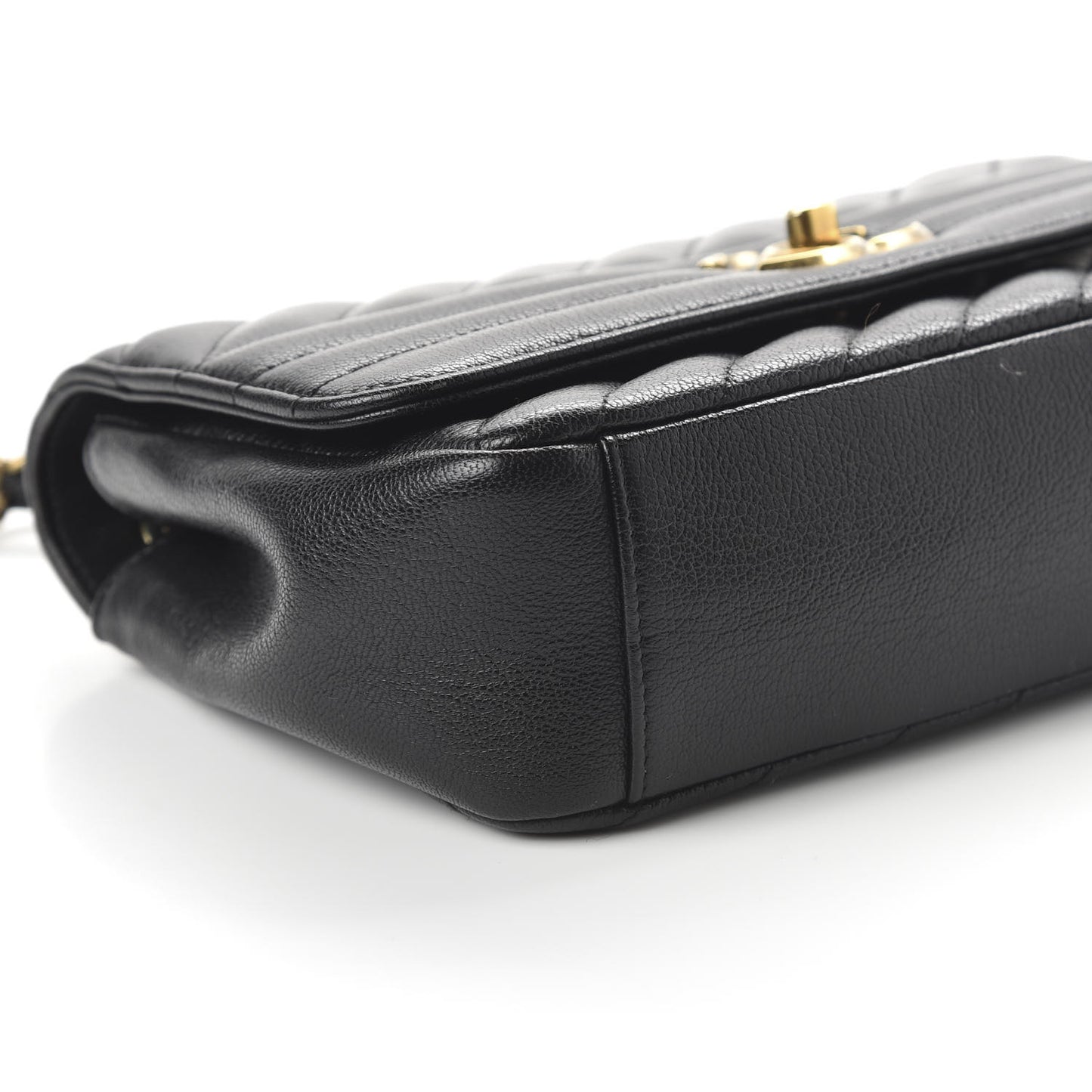 Shiny Goatskin Diagonal Quilted Small Flap Black