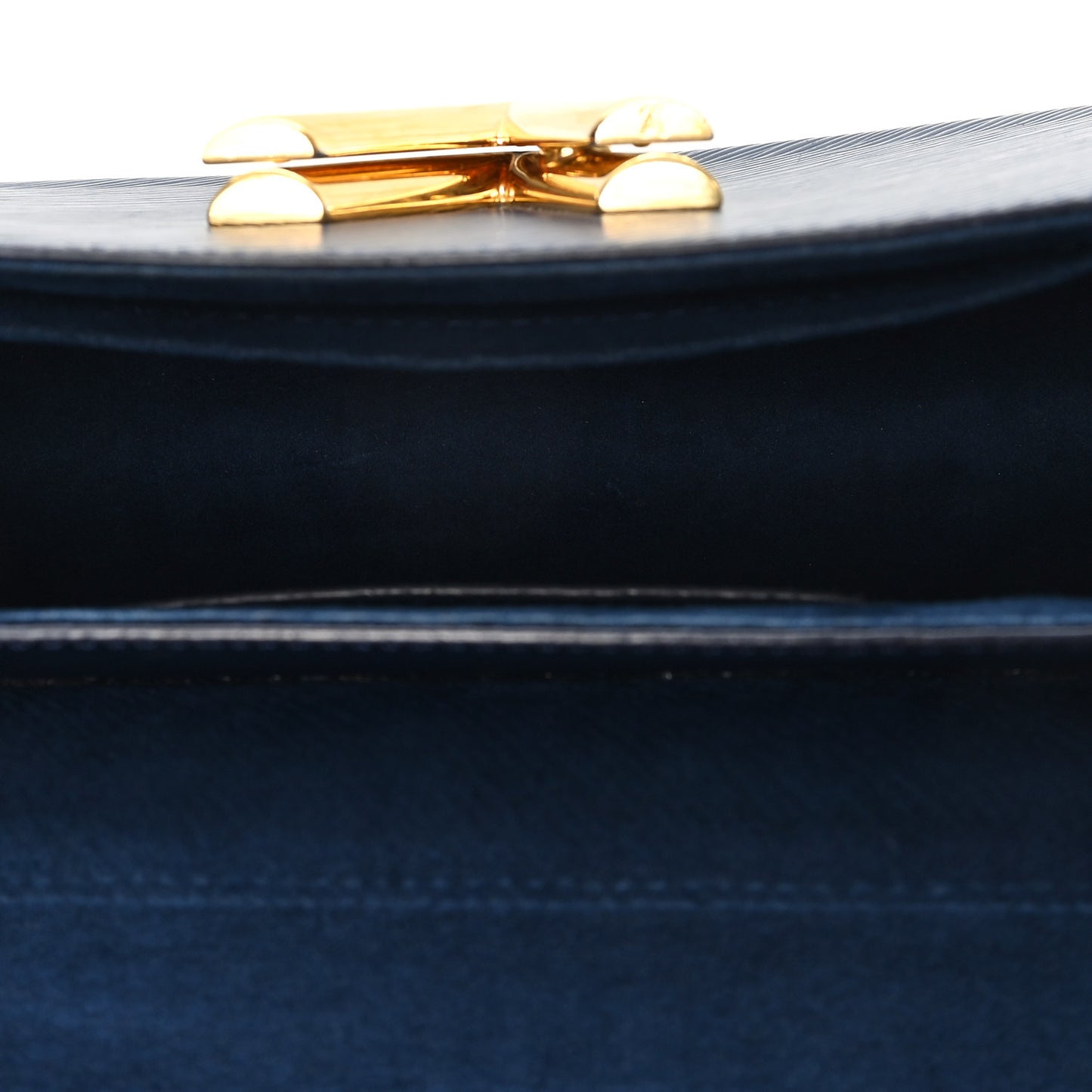 Epi Twist Shoulder Bag MM Indigo