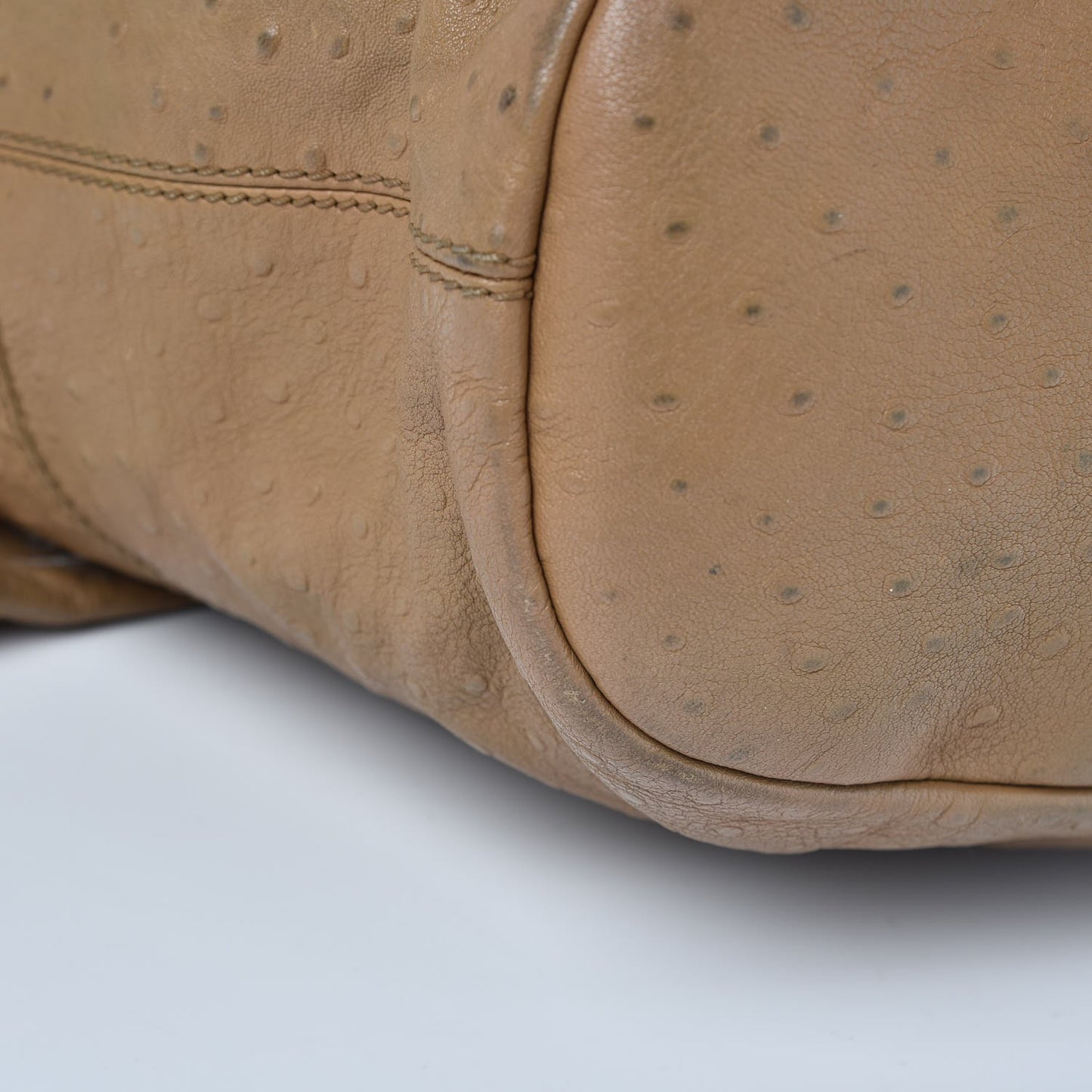 Calfskin Ostrich Embossed Medium Nightingale Brown