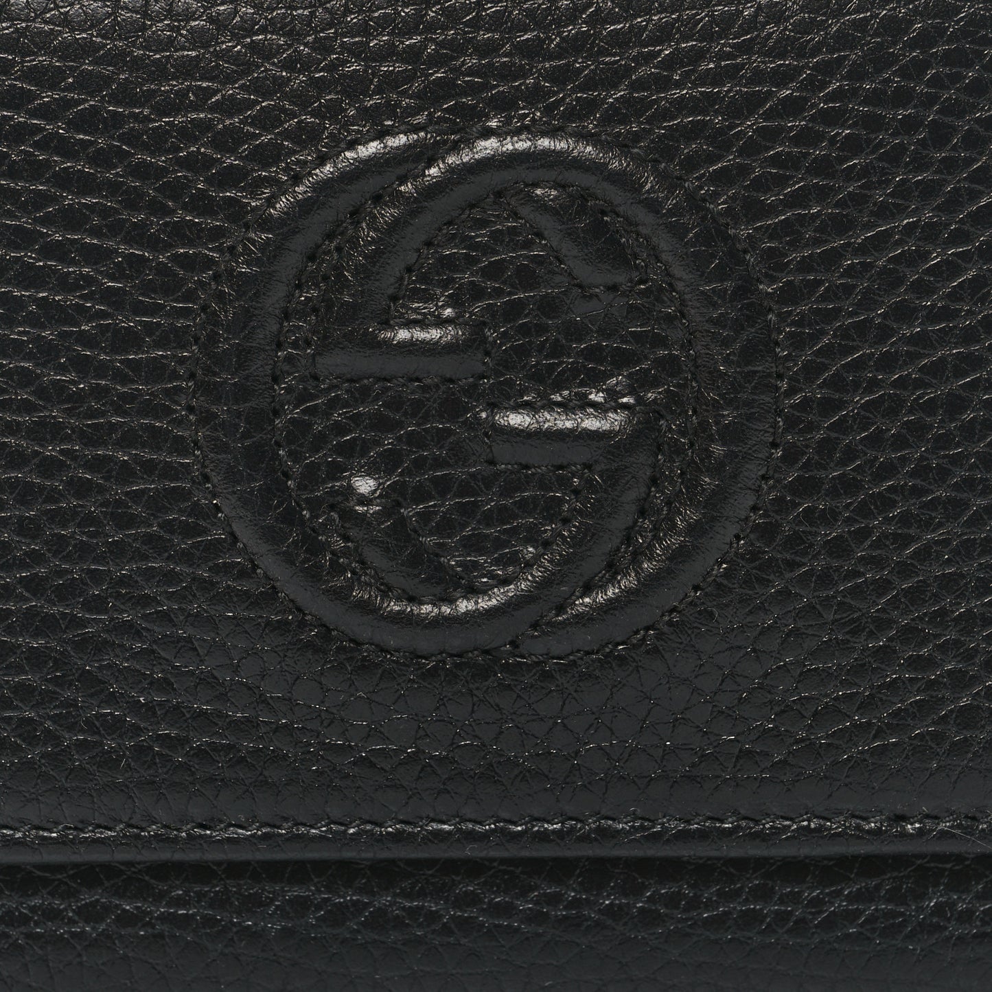 Pebbled Calfskin Soho Compact Flap Wallet Black