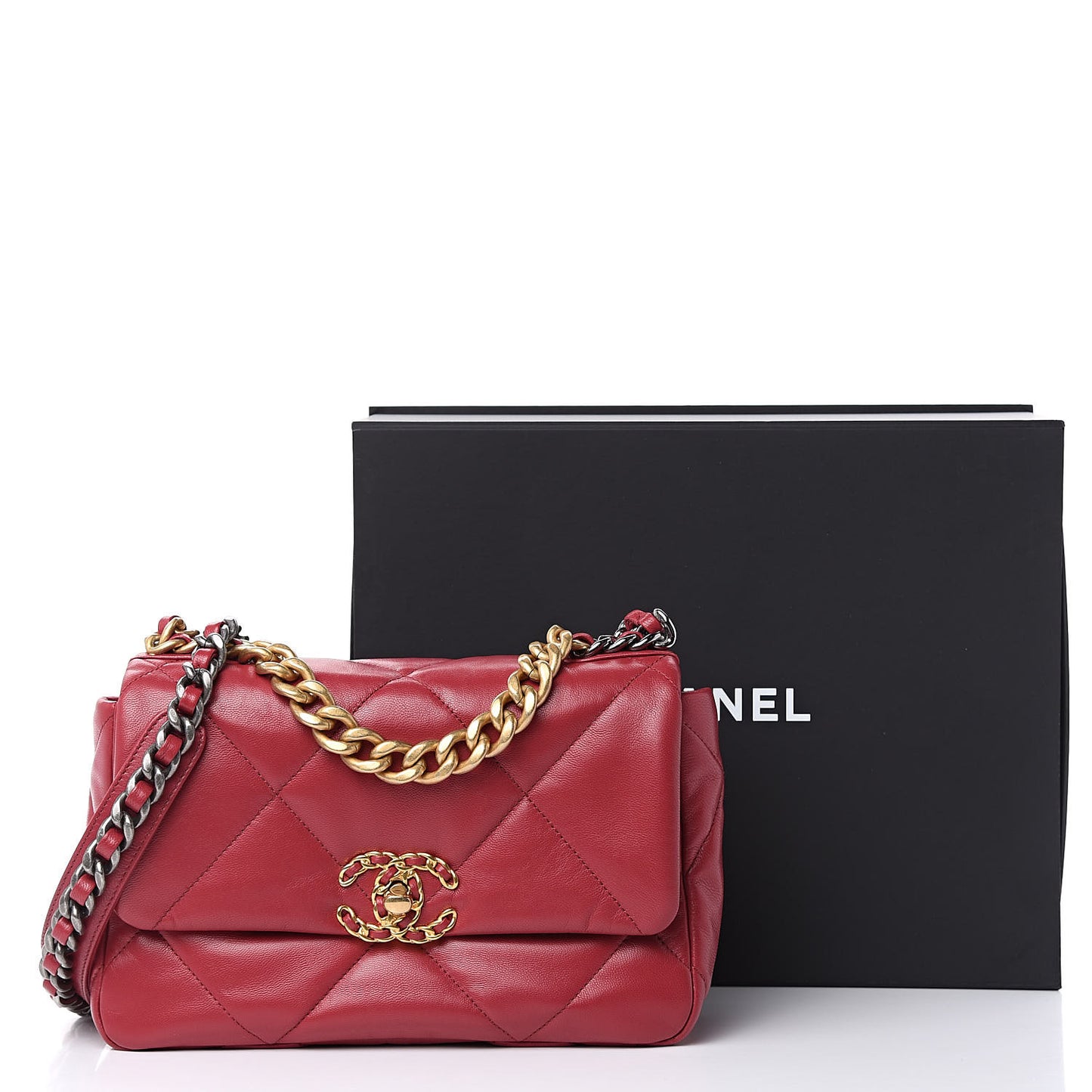 Lambskin Quilted Medium 19 Flap Red
