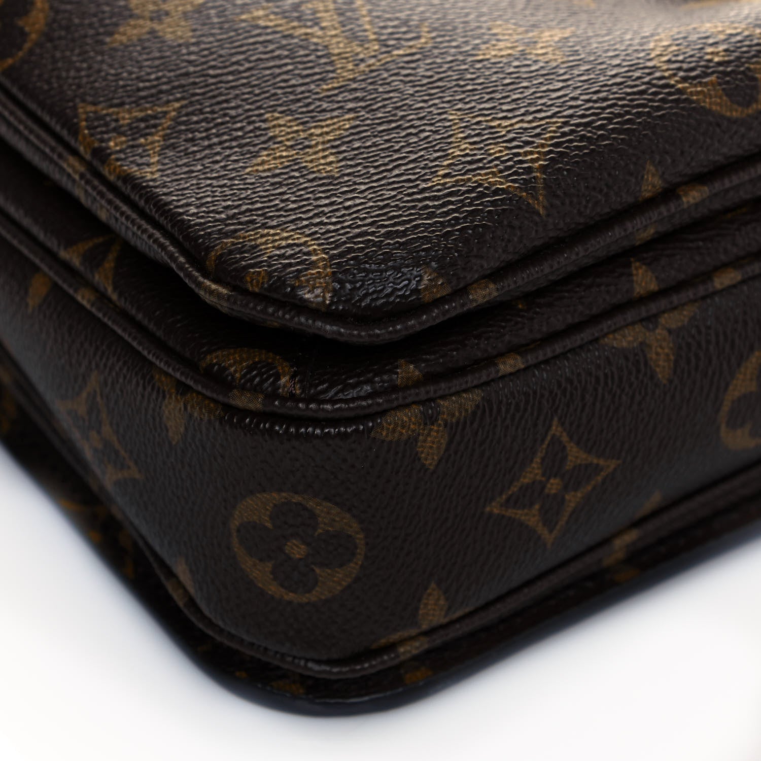 Louis Vuitton Monogram Pochette Metis 9 of 13