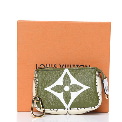 Louis Vuitton Monogram Giant Micro Pochette Accessories Kaki White 8 of 8