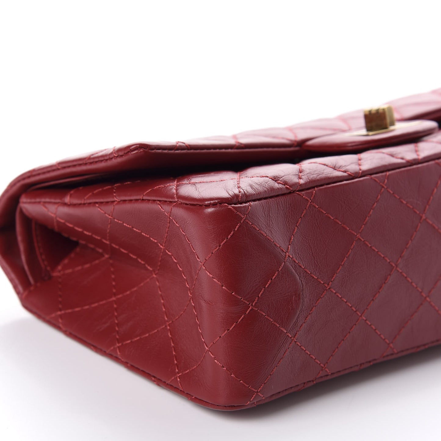 Aged Calfskin Quilted 2.55 Reissue 225 Flap Red