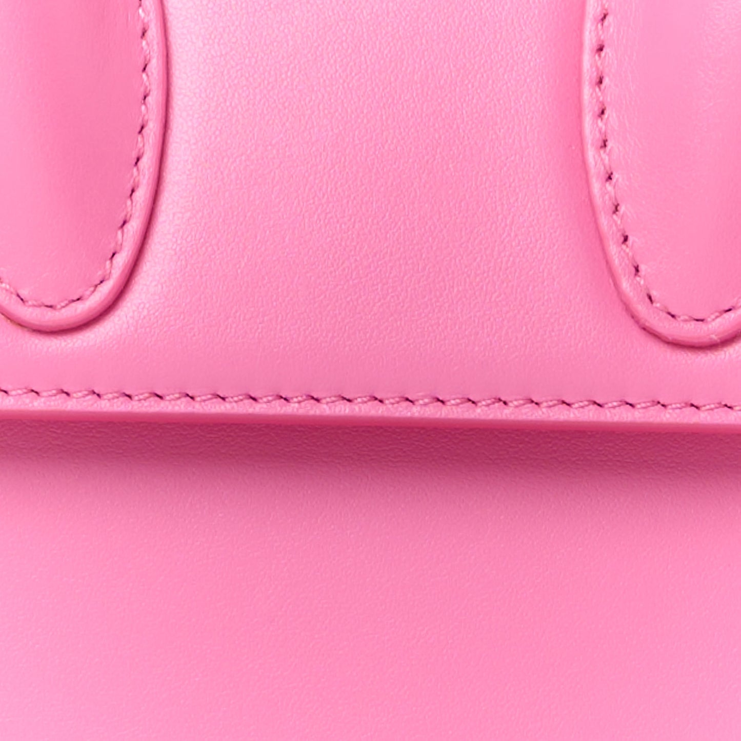 Smooth Calfskin Le Chiquito Moyen Pink