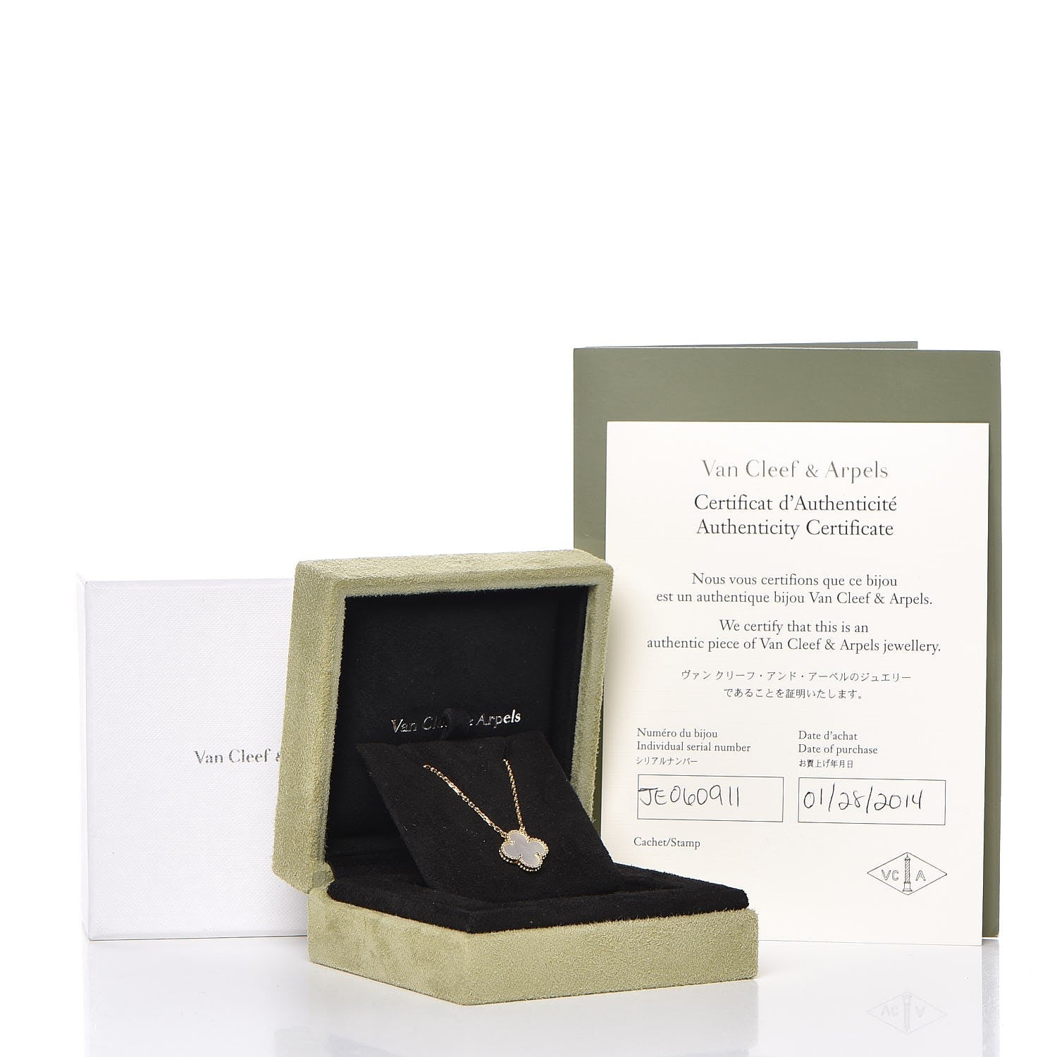 Van Cleef & Arpels 18K Yellow Gold Mother of Pearl Vintage Alhambra Pendant Necklace 8 of 8
