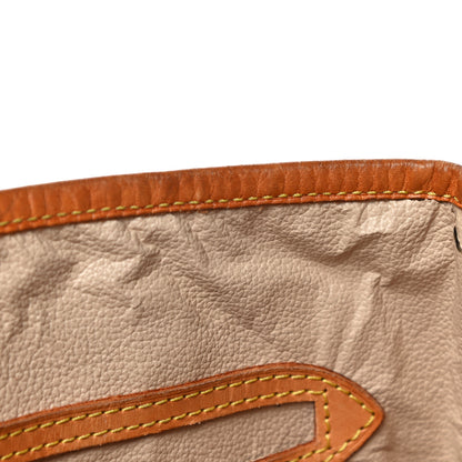 Louis Vuitton Monogram Petit Bucket 23 15 of 35