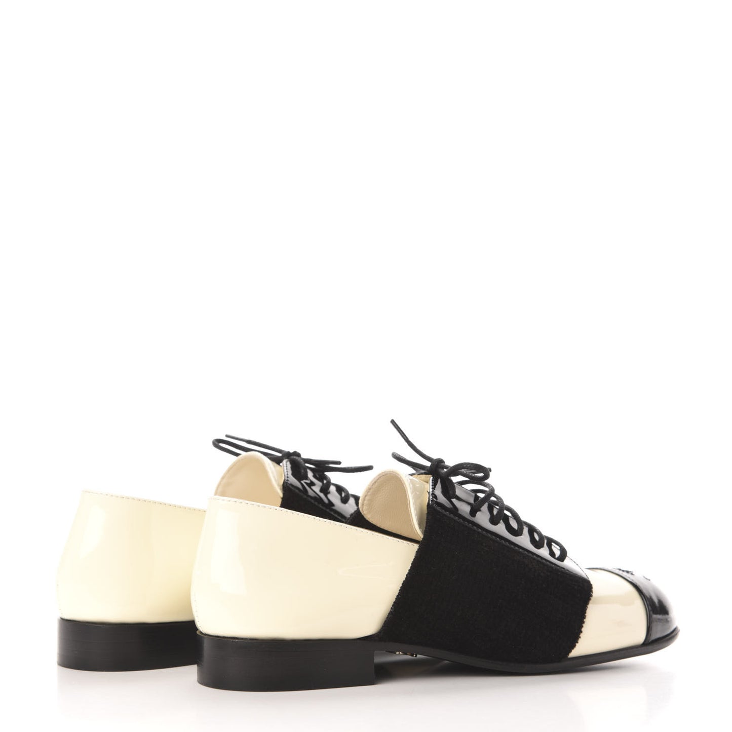 Patent CC Cap Toe Womens Lace Up Oxfords 35 Black White