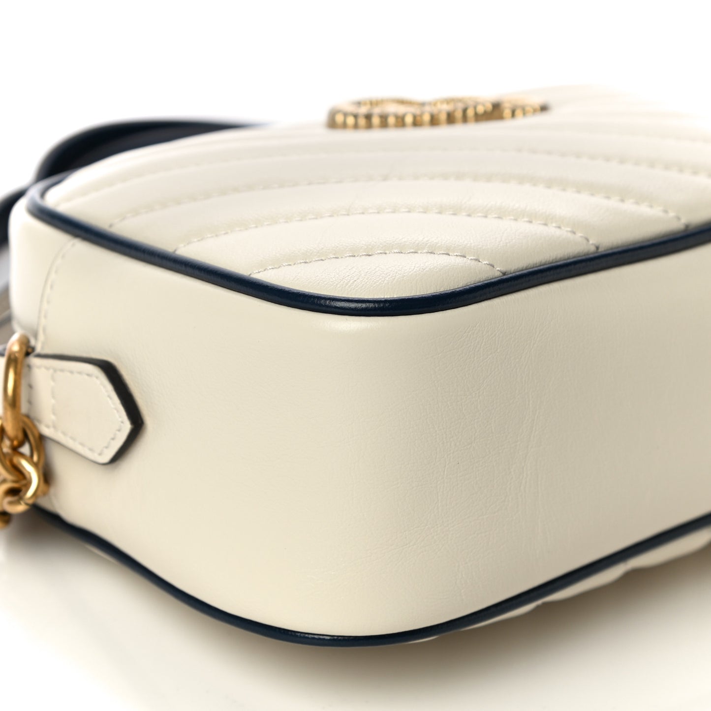 Vintage Effect Calfskin Matelasse Diagonal Small Torchon GG Marmont Chain Shoulder Bag Mystic White Blue Agata