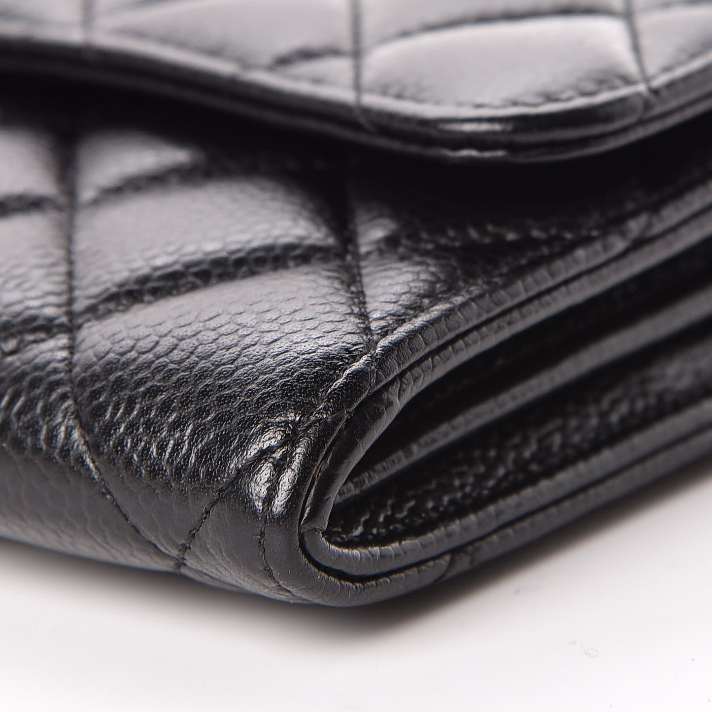 Caviar Quilted Large Gusset Flap Wallet Black