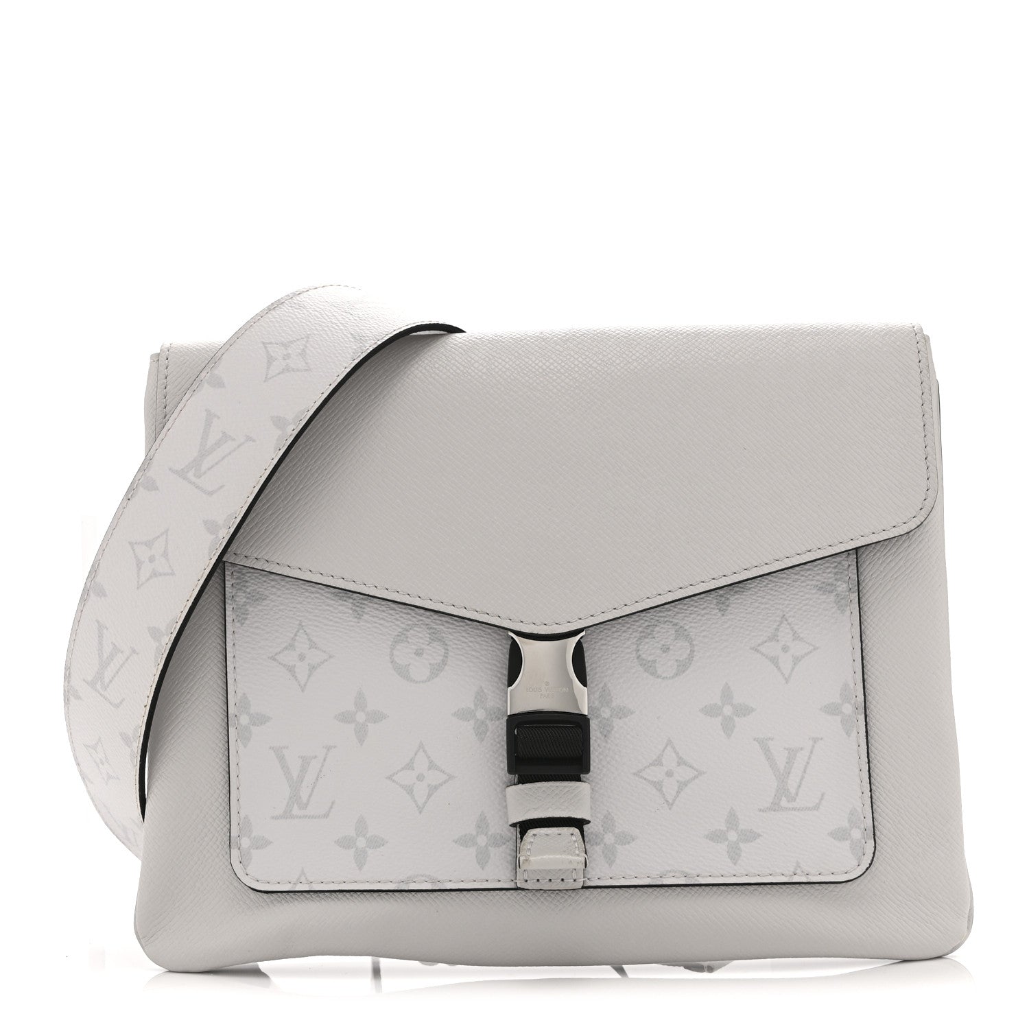Louis Vuitton Taigarama Outdoor Flap Messenger White 1 of 10