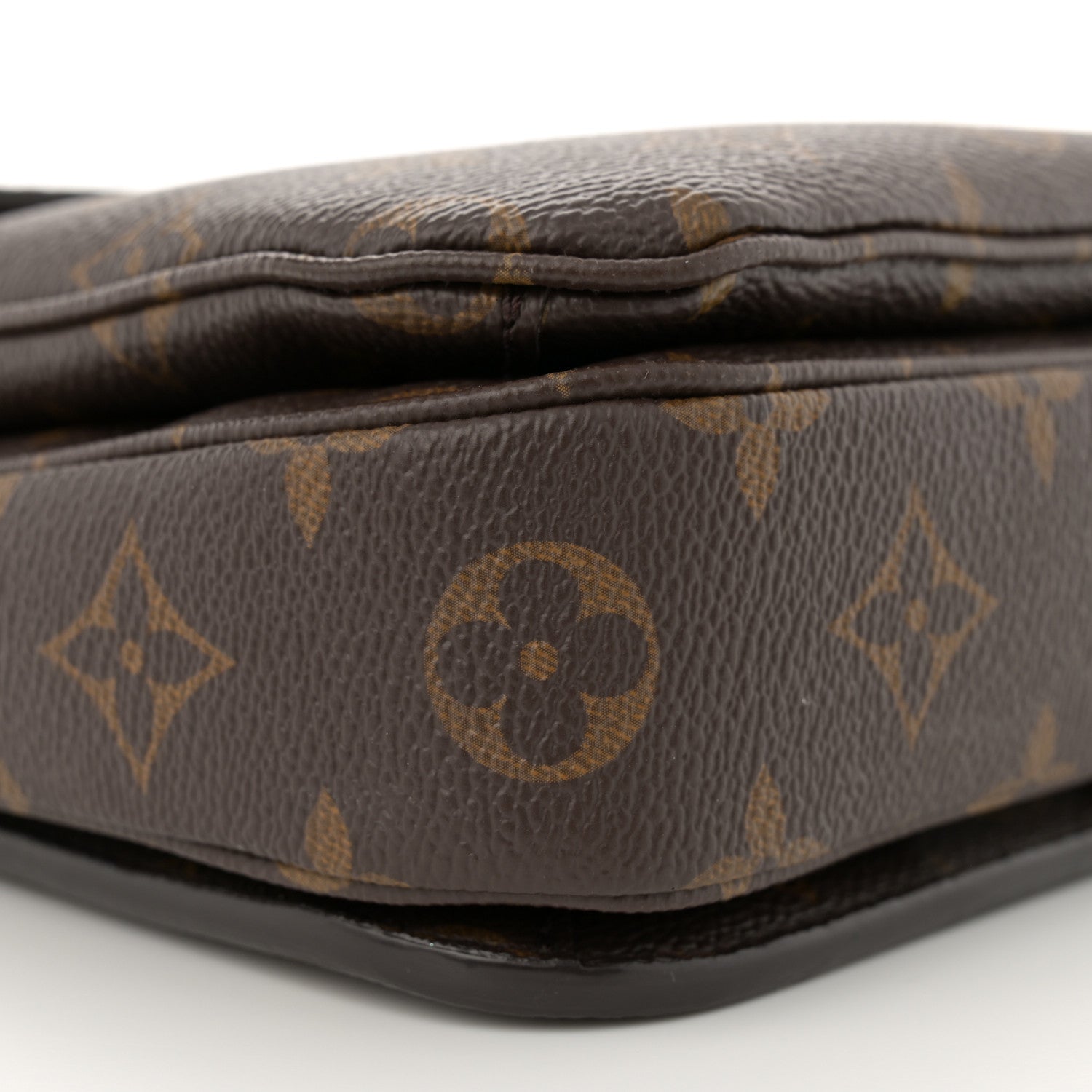 Louis Vuitton Monogram Pochette Metis 8 of 13