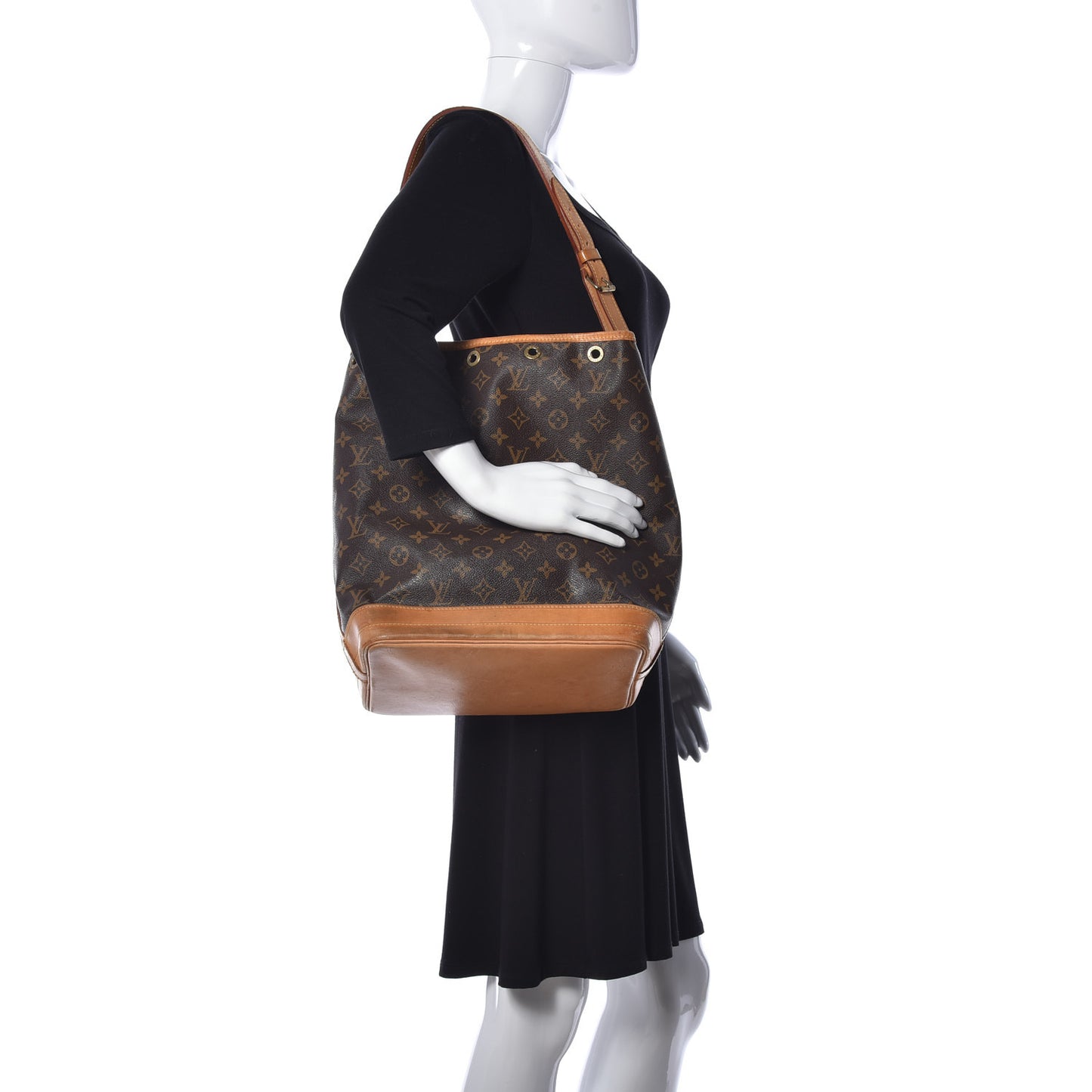 Monogram Noe