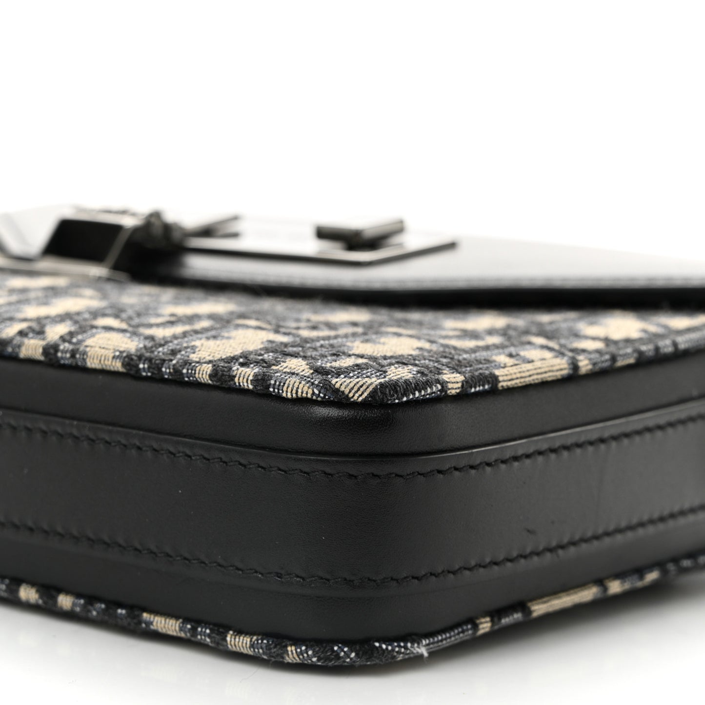 Oblique Smooth Calfskin Messenger Beige Black