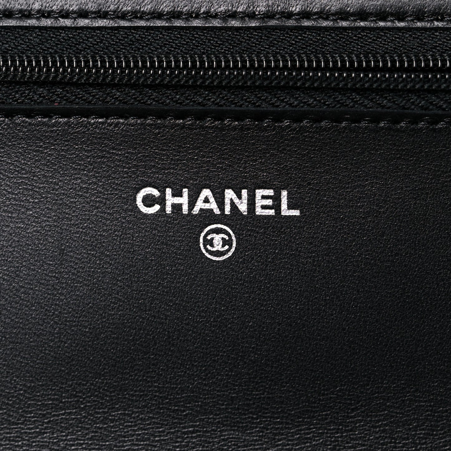 Lambskin Quilted Wallet On Chain WOC Black