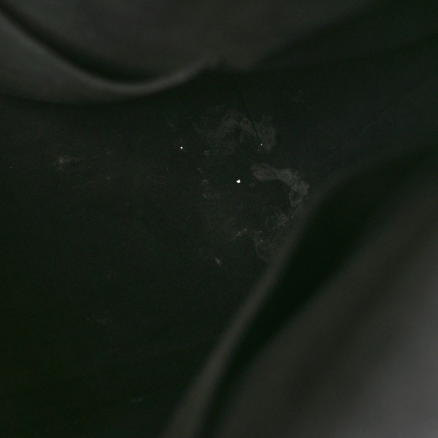 Louis Vuitton Monogram V Tote MM Black 14 of 15