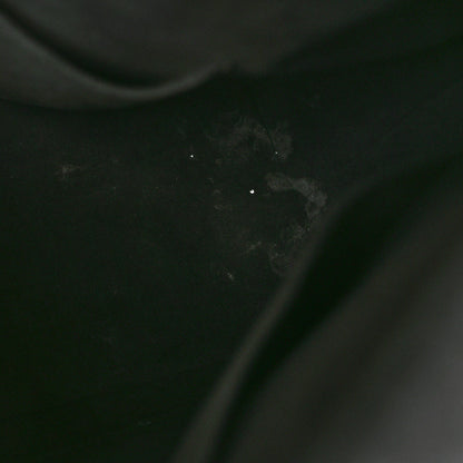 Louis Vuitton Monogram V Tote MM Black 14 of 15