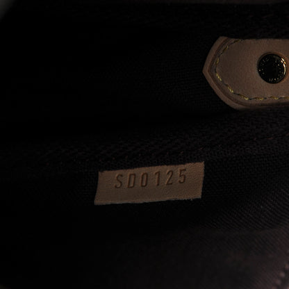 Louis Vuitton Monogram Favorite MM 8 of 8