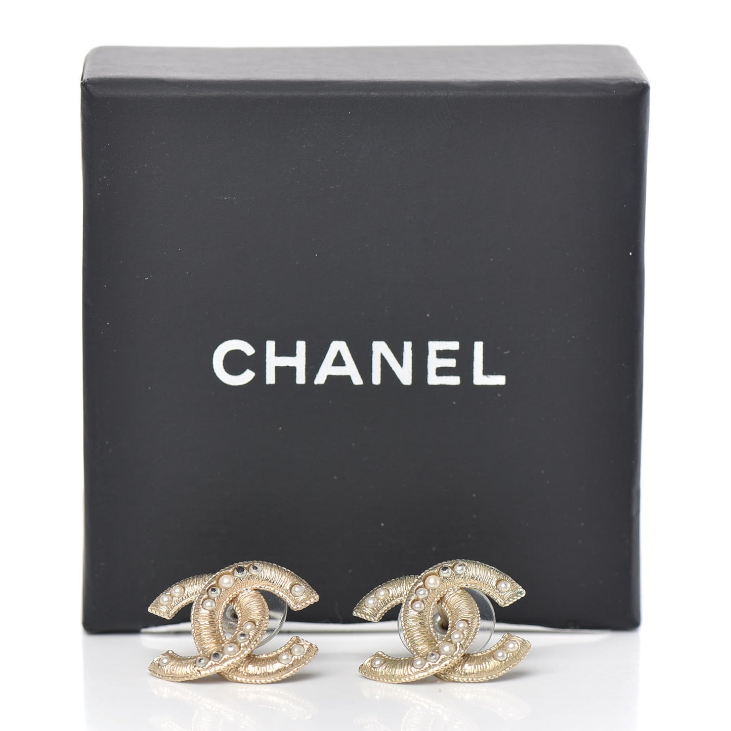 Pearl CC Earrings Gold