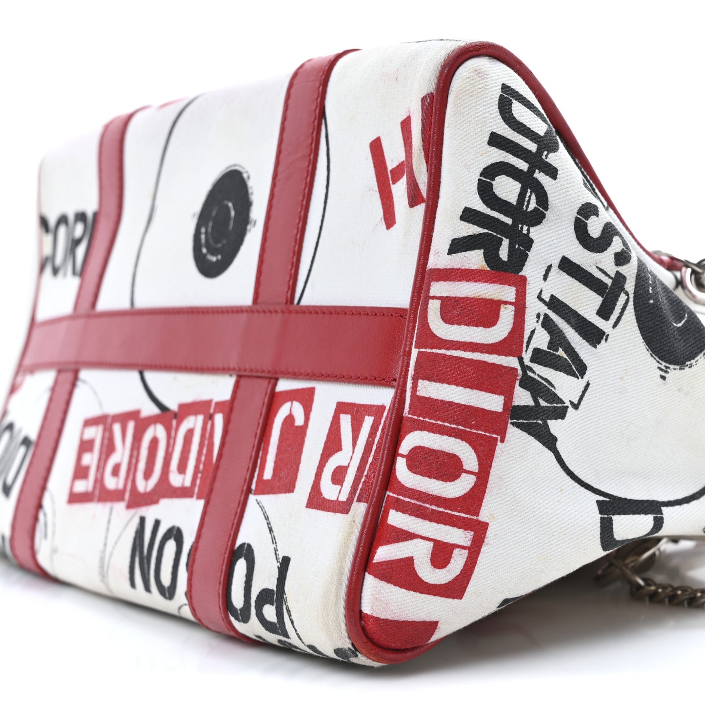 Canvas Hardcore Pierced Boston Black Red White