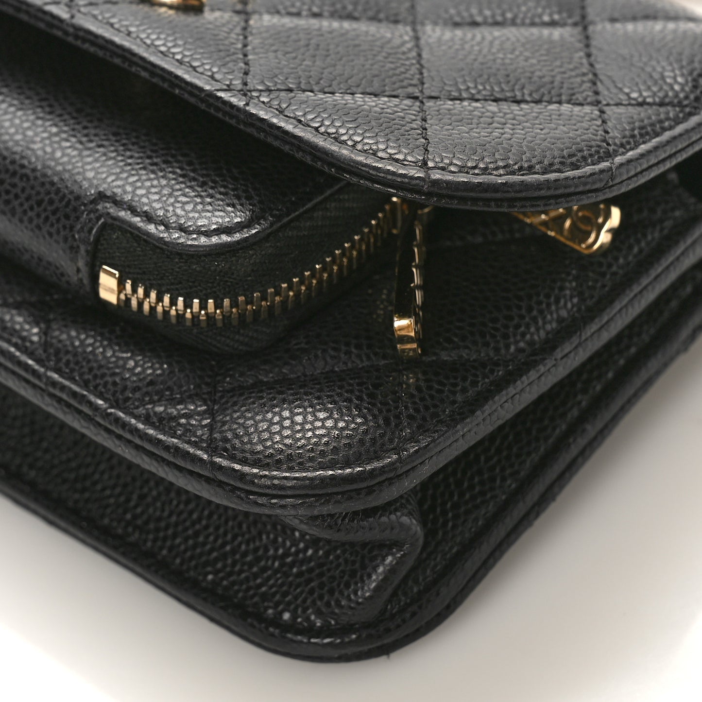 Caviar Quilted Business Affinity Clutch With Chain Black