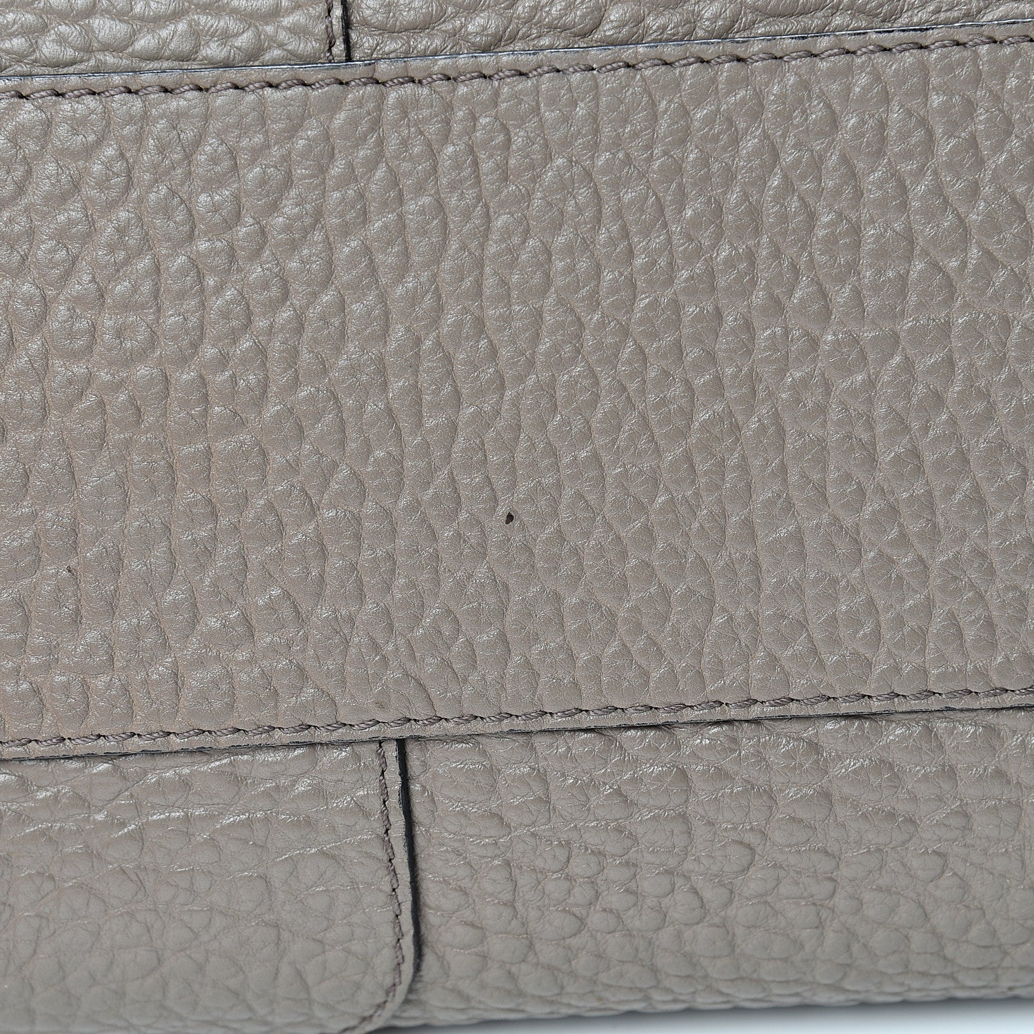Burberry Heritage Grain Small Gladstone Pale Taupe 18 of 25