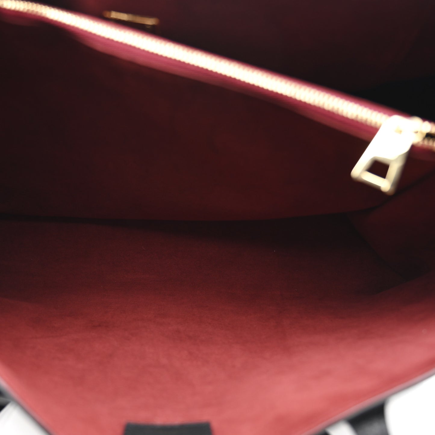 Grained Calfskin Lockme Shopper Black
