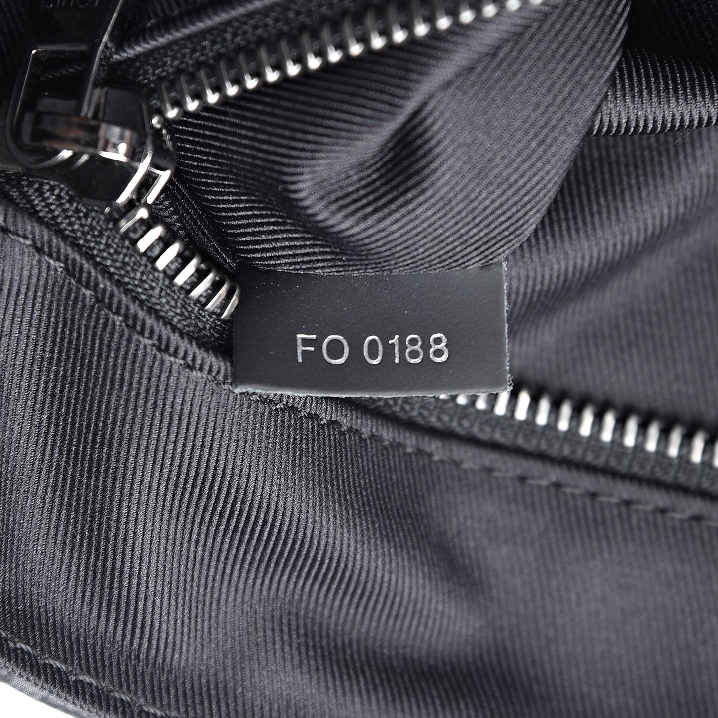 Monogram Eclipse Voyager Messenger MM