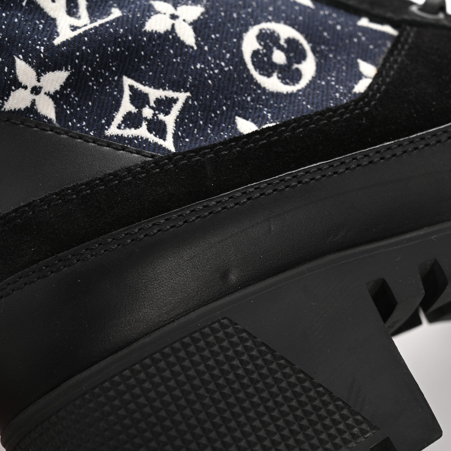 Louis Vuitton Calfskin Monogram Denim Laureate Platform Desert Boots 38.5 Navy Blue 10 of 10