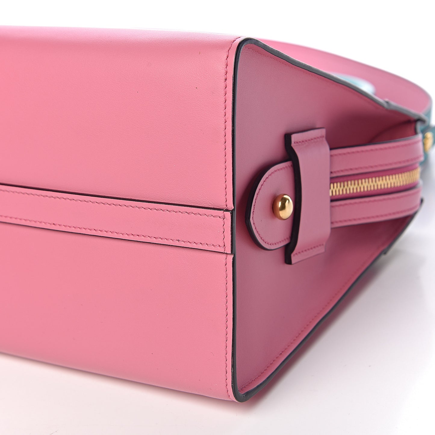 City Calf Saffiano Medium Esplanade Tote Begonia Giad